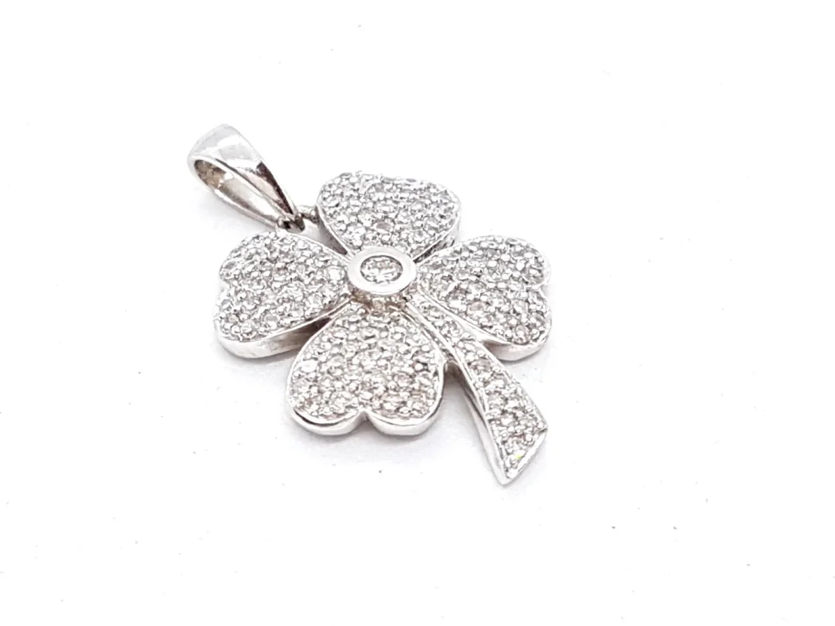 Pendentif Trèfle Or blanc Diamant – Image 2