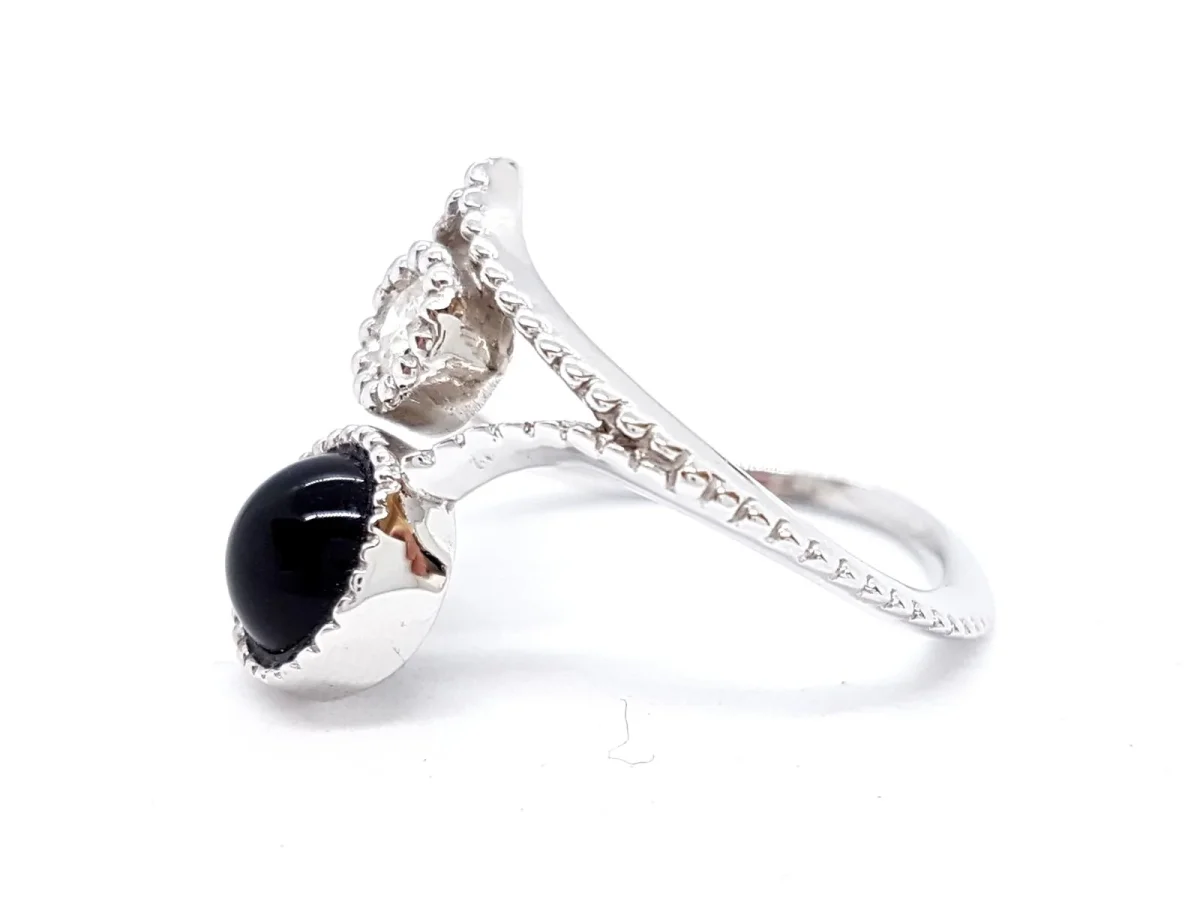 Susie otero Bague Or blanc Diamant, Onyx – Image 7
