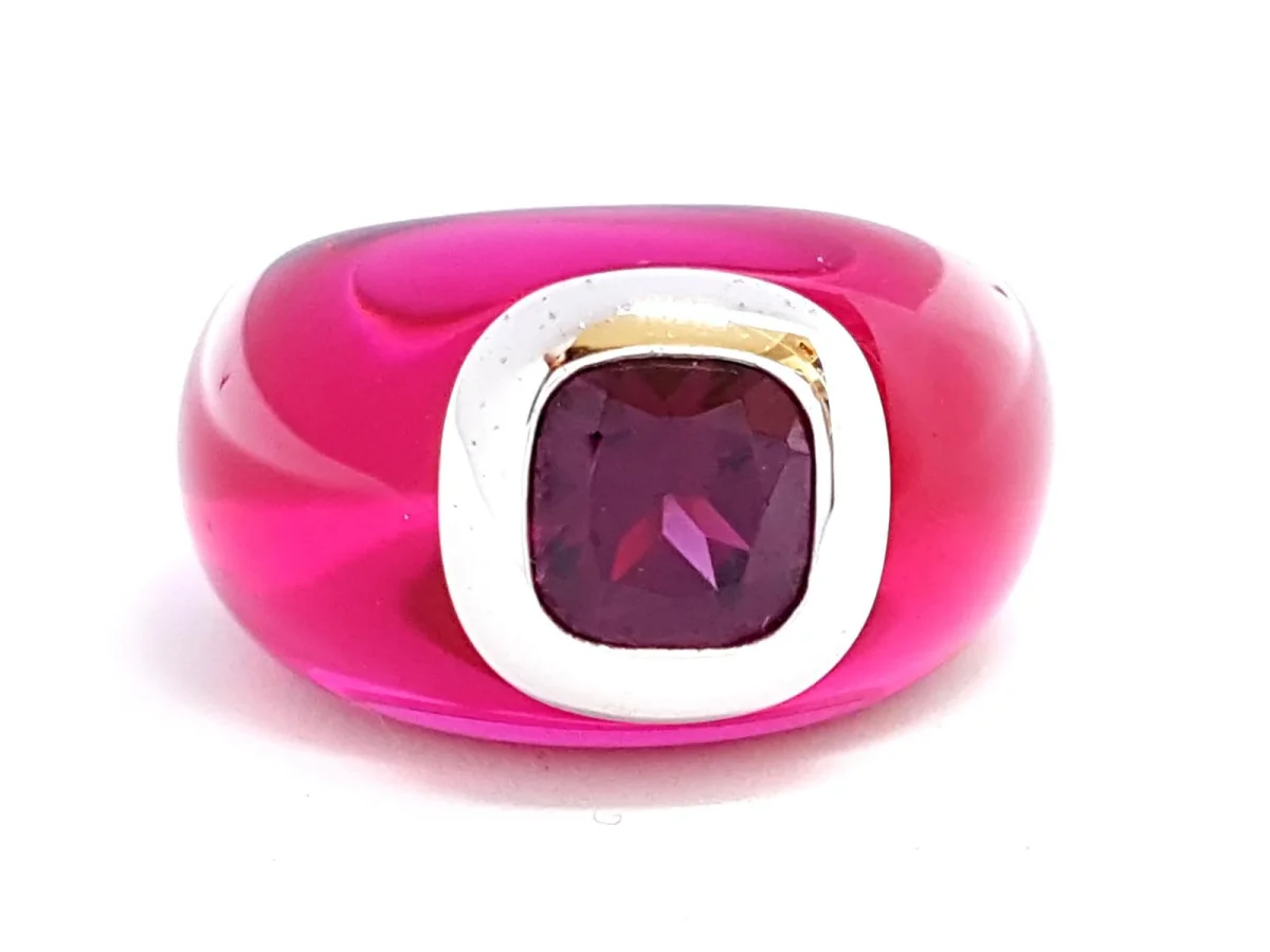 André benitah Bague Or blanc, Résine Rhodolite