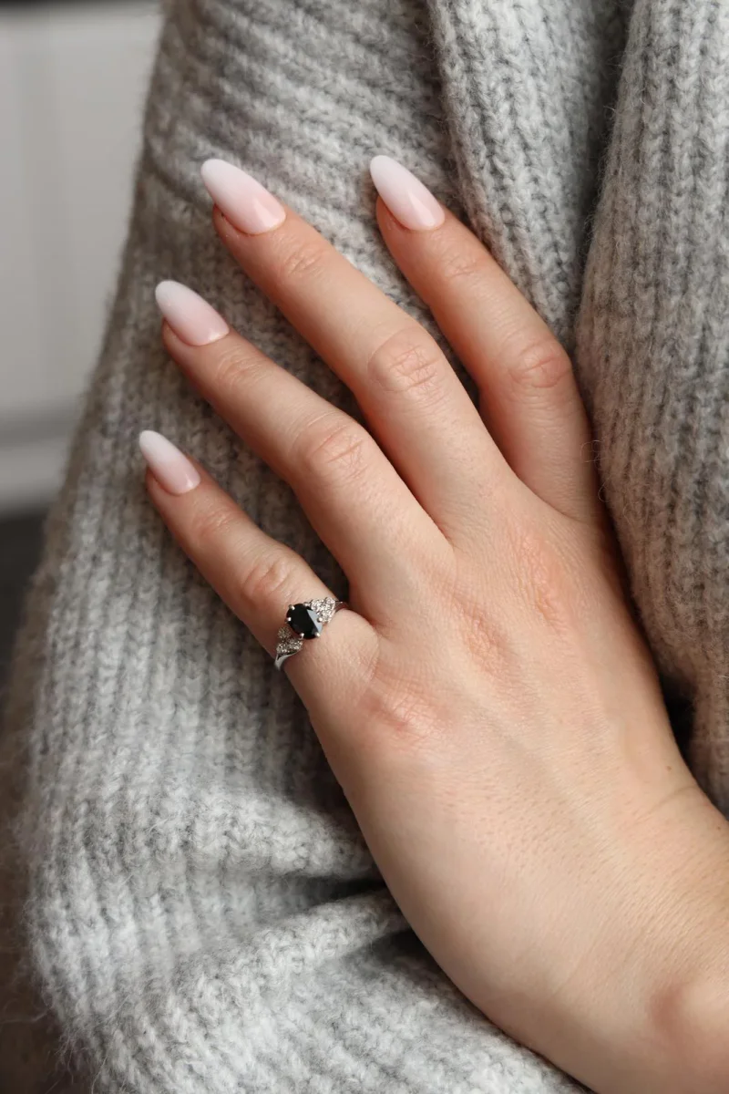 Bague Or blanc Saphir, Diamant – Image 3