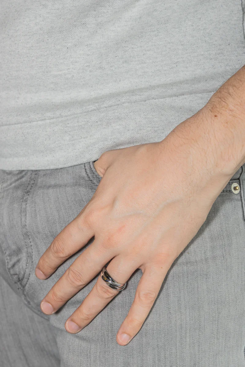 Cartier Bague Trinity Or blanc, Céramique – Image 3