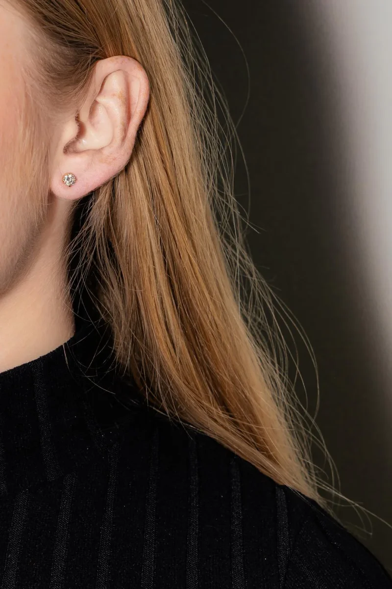 Boucles d'oreilles Puces Or jaune Diamant – Image 3