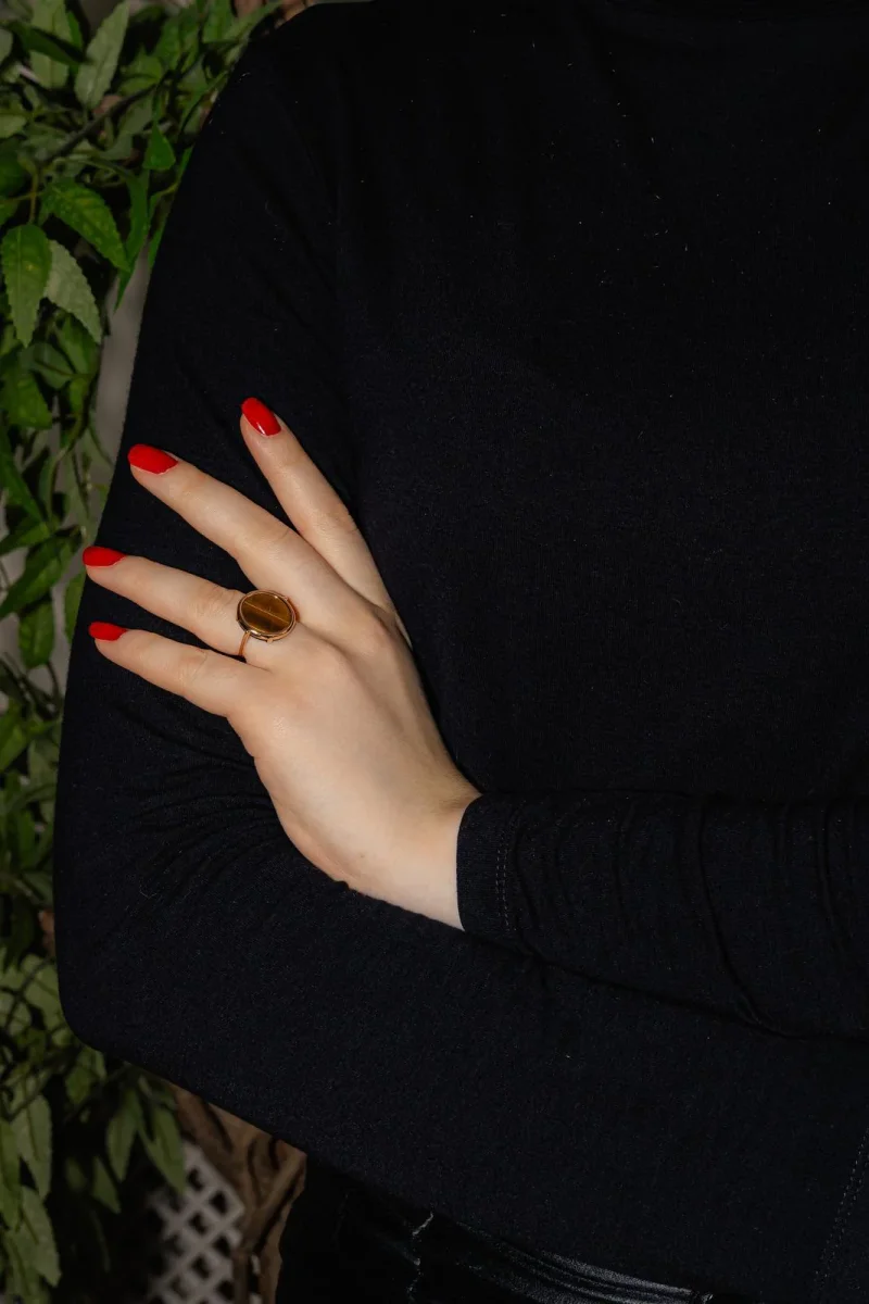 Ginette ny Bague Ever tiger eye disc ring Or rose Œil de tigre – Image 3