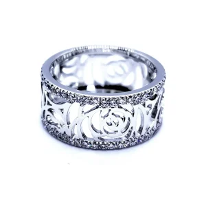 Chanel Bague Camélia Or blanc Diamant